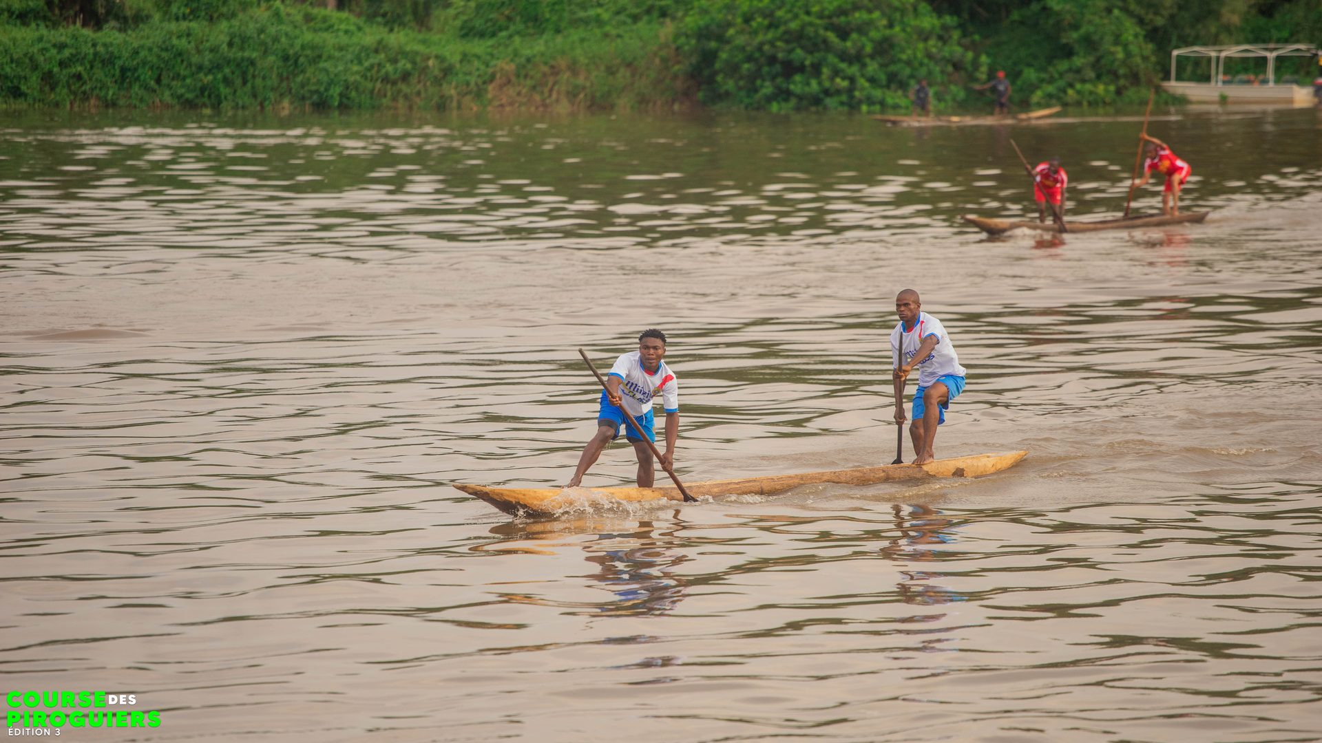 Course des Piroguiers : 3e édition réussie sur le fleuve Congo